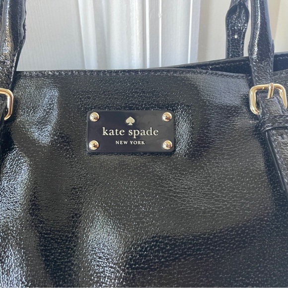 Kate Spade ♠️ Satchel EUC - Picture 2 of 10